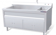 不锈钢厨具厂家如何参与行业标准的制定与完善？